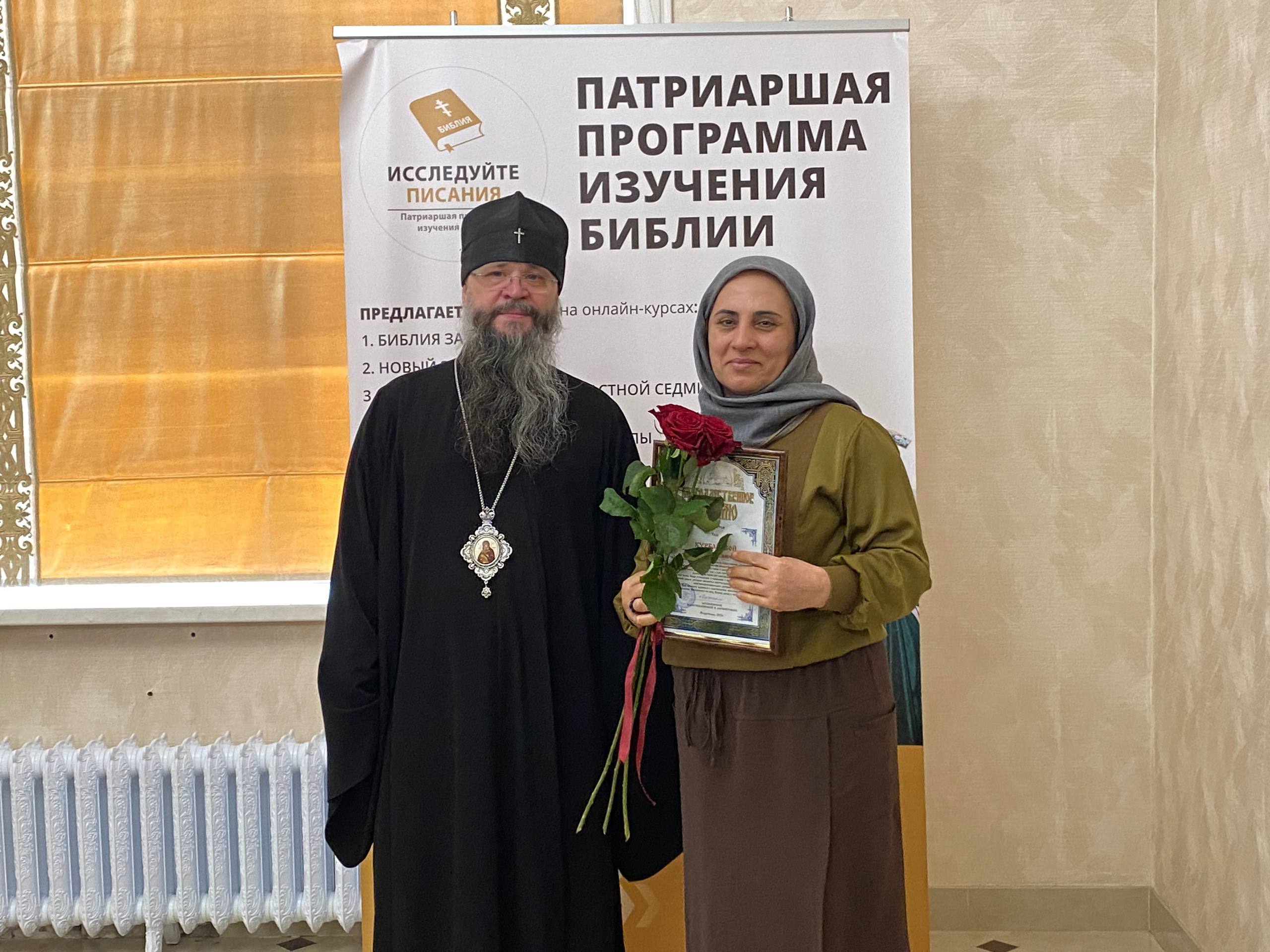 Эмин Мерданов и архиепископ Варлаам обсудили развитие религиозного туризма с представителями туристического сообщества